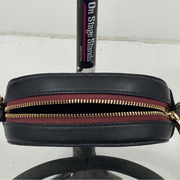 Coach purse - Picture 7 of 7